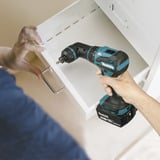 Makita Akku-Bohrschrauber mit Wechselkopfsystem DDF491ZJ01, 18Volt blau/schwarz, ohne Akku und Ladegerät, mit vier verschiedenen Aufsätzen