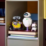 LEGO 43279 Disney Pixar WALL-E und EVE, Konstruktionsspielzeug 