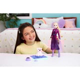 Mattel Disney Die Eiskönigin Elsa-Modepuppe und Eisbärenjunges-Figur mit 4 Pflegezubehörteilen