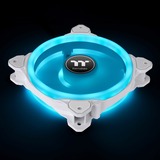 Thermaltake SWAFAN 14 RGB Radiator Fan TT Premium Edition White (3-Fan Pack), Gehäuselüfter weiß, 3er Pack, inkl. Controller, 140 mm