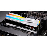 G.Skill DIMM 32 GB DDR5-6000 (2x 16 GB) Dual-Kit, Arbeitsspeicher weiß, F5-6000J2636H16GX2-TZ5NRW, Trident Z5 NEO RGB, AMD EXPO