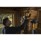 DEWALT Akku Heckenschere DCMHT562P1-QW, 18Volt gelb/schwarz, 1 x 18V XR 5,0Ah, Ladegerät