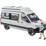 bruder Mercedes Benz Sprinter Camper mit Fahrer, Modellfahrzeug weiß/schwarz