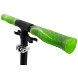 Muuwmi Lights Aluminium Scooter GLOW 215 mm schwarz/grün, mit Leuchtrollen und Glow-Effekt