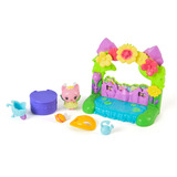 Spin Master Gabby's Dollhouse: Der Film - Balkon-Spielset Queen Kitty Fees Kristall Garten, Spielfigur 