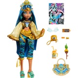 Mattel Monster High Monsterfest Cleo De Nile, Puppe mit Bandposter und Zubehör
