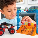 Hot Wheels Monster Trucks Bone Shaker Crash Set, Spielfahrzeug 151-teilig