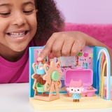 Spin Master Gabby's Dollhouse Deluxe Raum - Craft-a-riffic-Room, Kulisse 