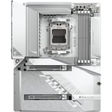 GIGABYTE B850 AORUS STEALTH ICE, Mainboard 