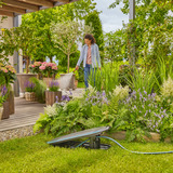 GARDENA Undercover Schlauchbox RollUp M, 20 Meter, Schlauchtrommel schwarz/türkis
