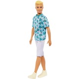 Mattel Barbie Fashionistas Ken-Puppe im Urlaubslook 