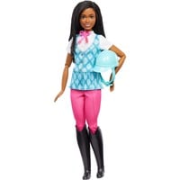 Mattel Barbie Mysteries: Das geheimnisvolle Pferdeabenteuer Barbie Brooklyn, Puppe mit Reitkleidung und Zubehör