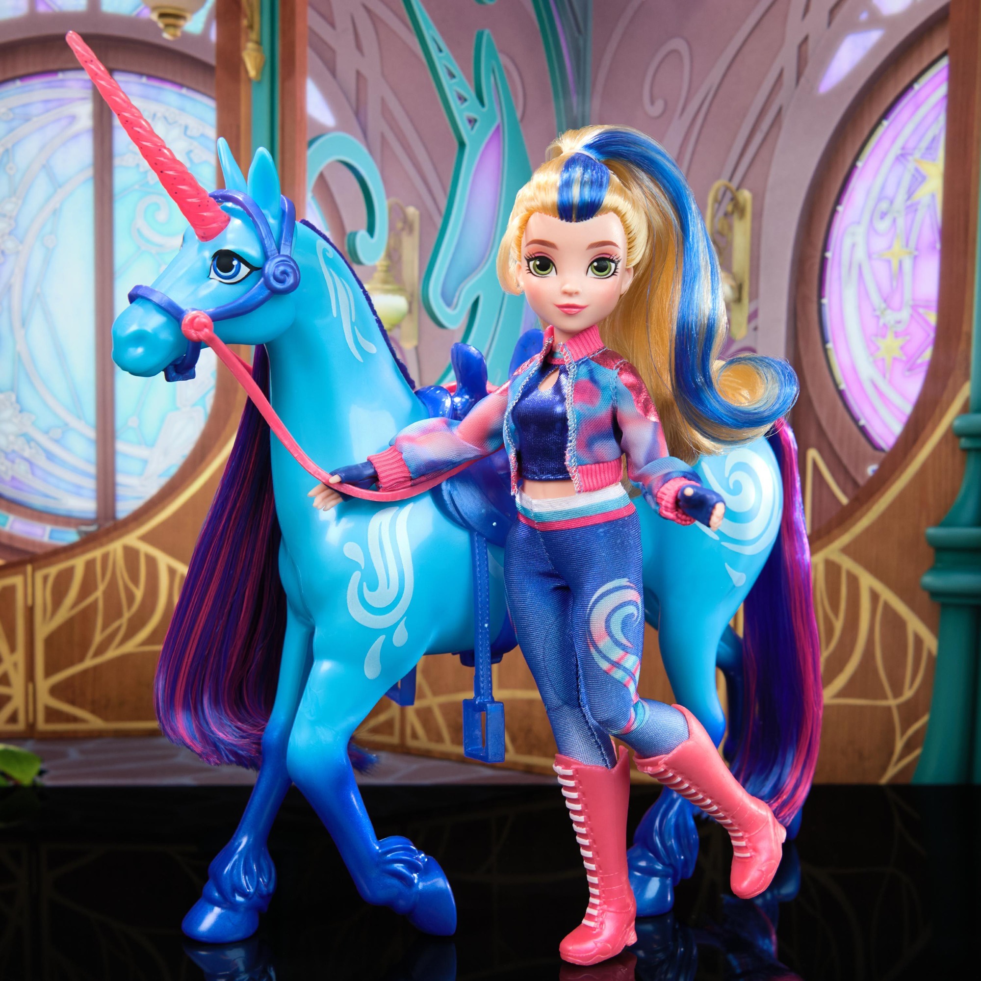 Spin Master Unicorn Academy - Ankleidepuppe Isabel